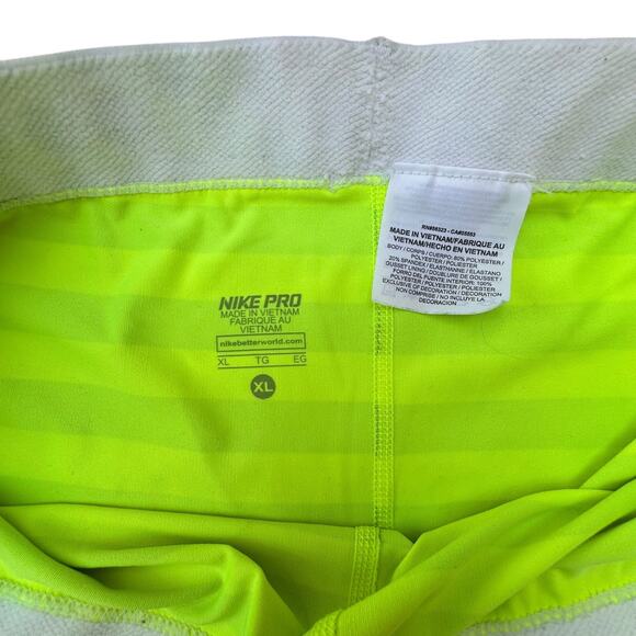 NIKE womens Green and Black Striped Polka Dot Compression Shorts Athletic Sz XL - Picture 5 of 6